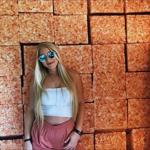 Meet your Posher, Dana